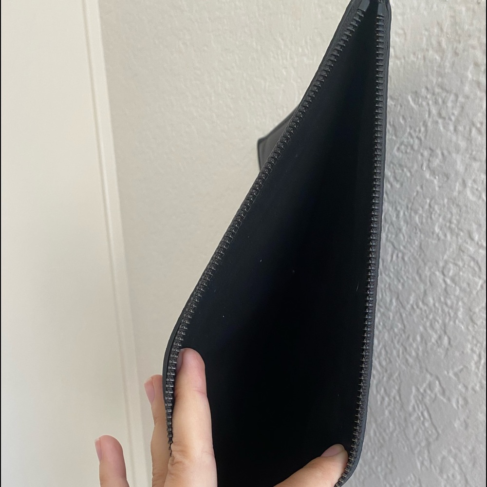 KENDALL+KYLIE Black Leather Chain Clutch - Picture 6 of 7